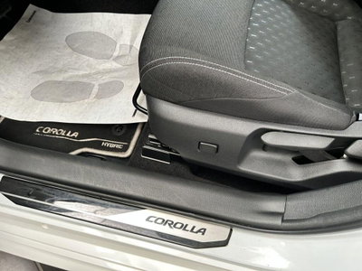 Toyota Corolla Touring Sports 1.8h Active auto (8)
