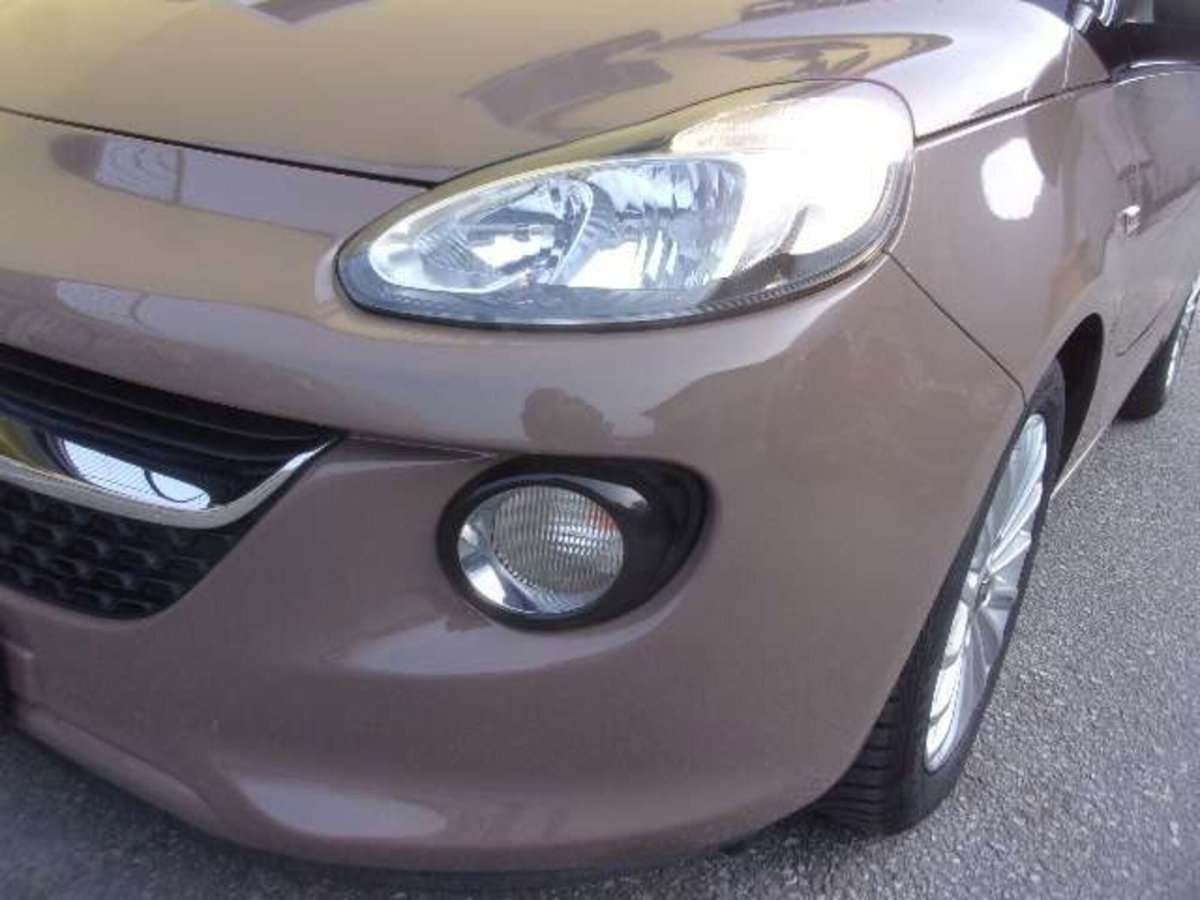 Opel Adam 1.2 70 CV Glam (14)