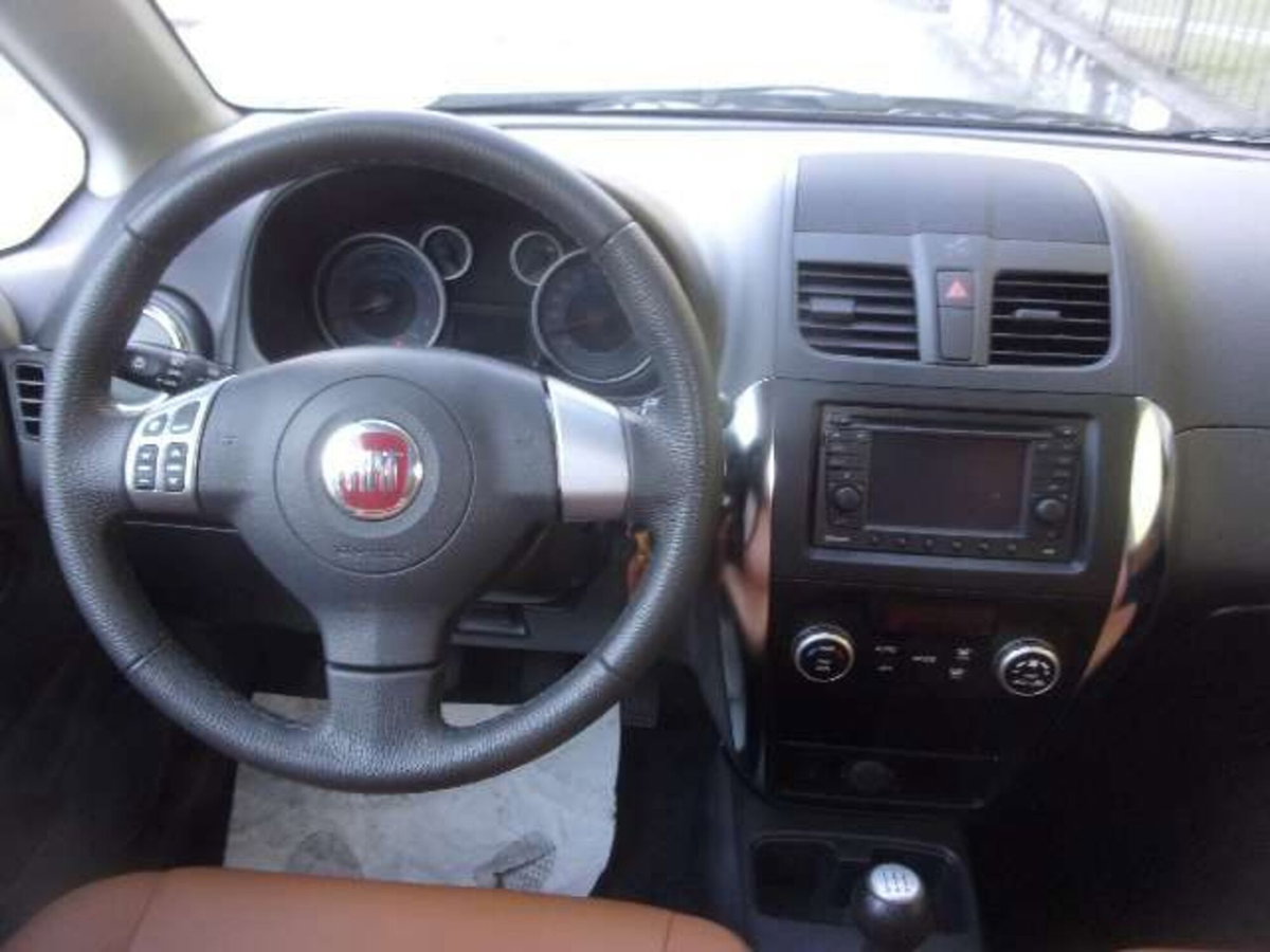 Fiat Sedici 1.6 16V 4x4 Experience (11)