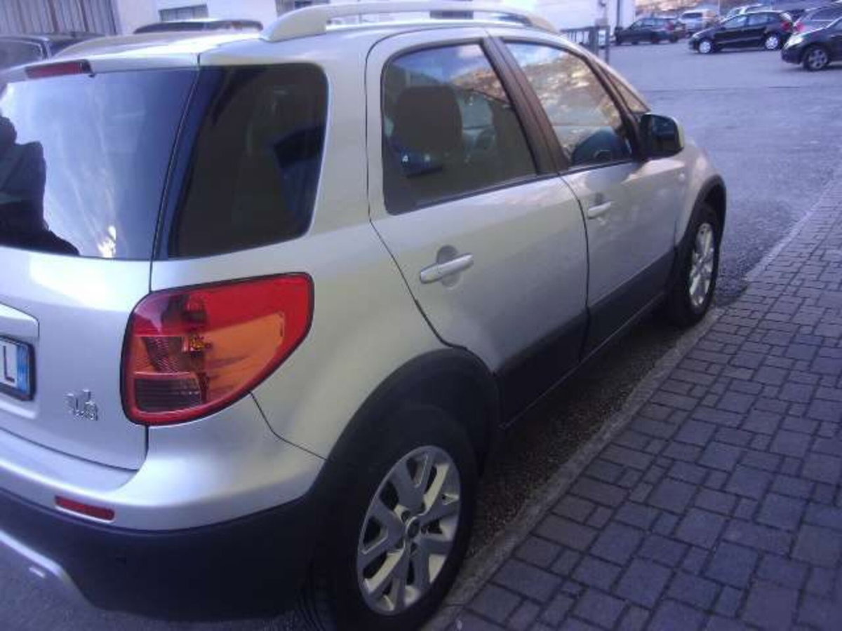 Fiat Sedici 1.6 16V 4x4 Emotion (5)