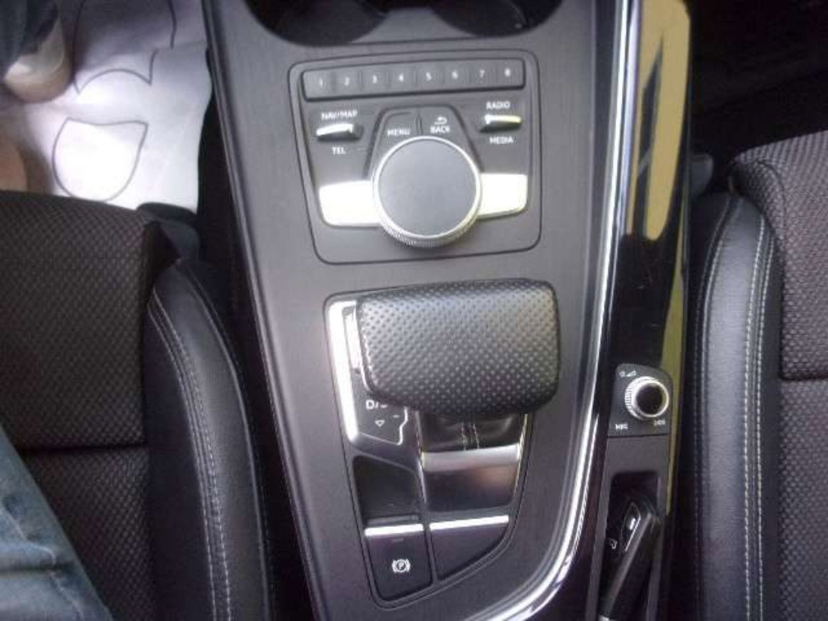Audi A4 Avant 2.0 TDI 190 CV quattro (14)