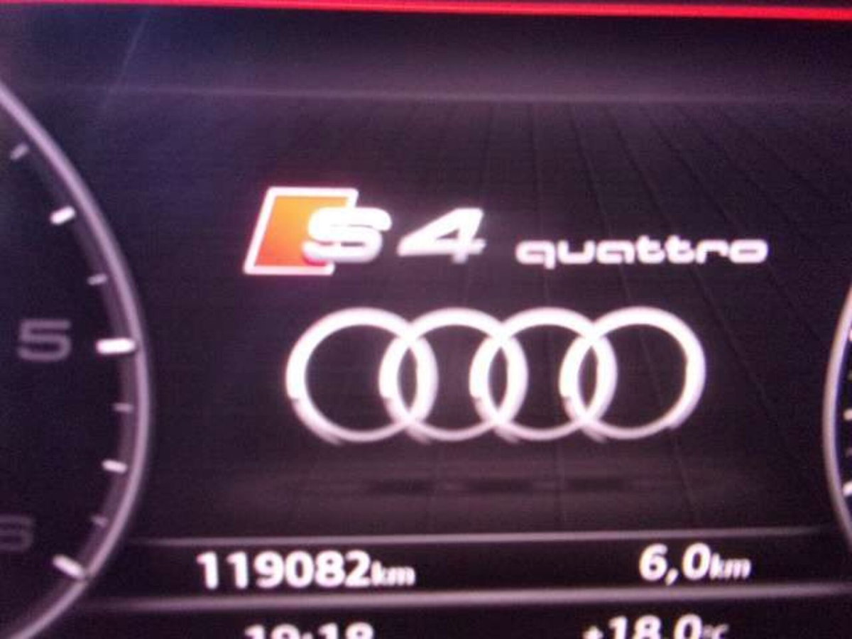 Audi A4 Avant 2.0 TDI 190 CV quattro (15)