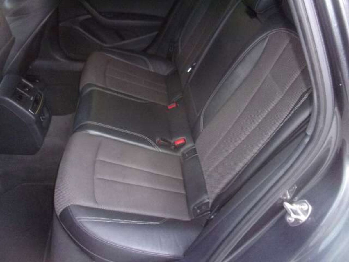 Audi A4 Avant 2.0 TDI 190 CV quattro (9)