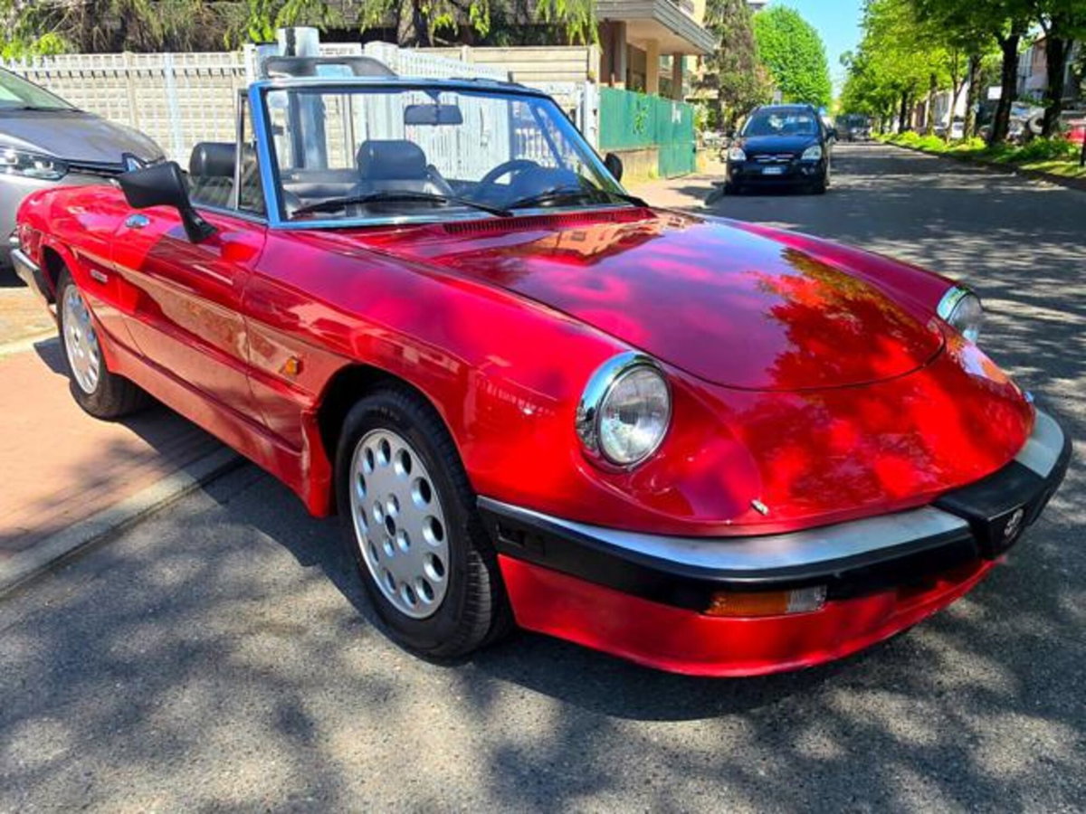 Alfa Romeo Spider 2.0 Veloce (11)