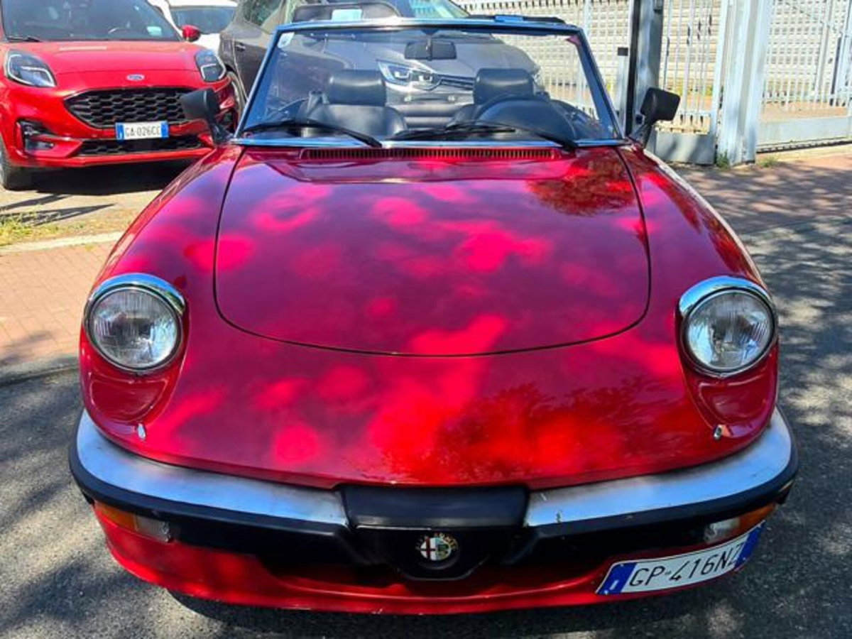 Alfa Romeo Spider 2.0 Veloce (12)