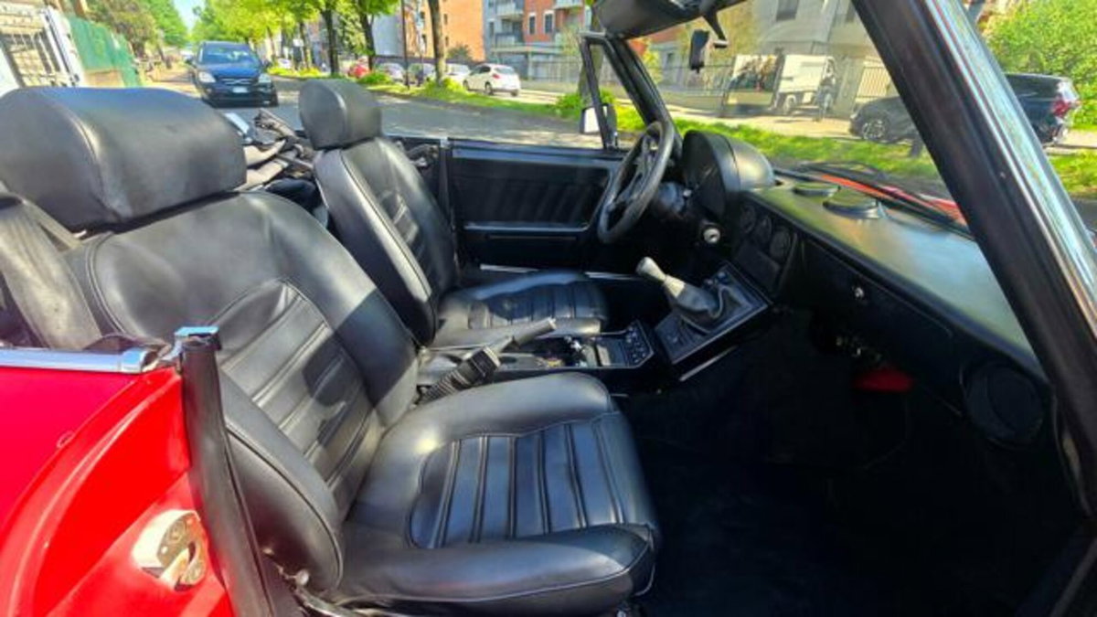 Alfa Romeo Spider 2.0 Veloce (13)