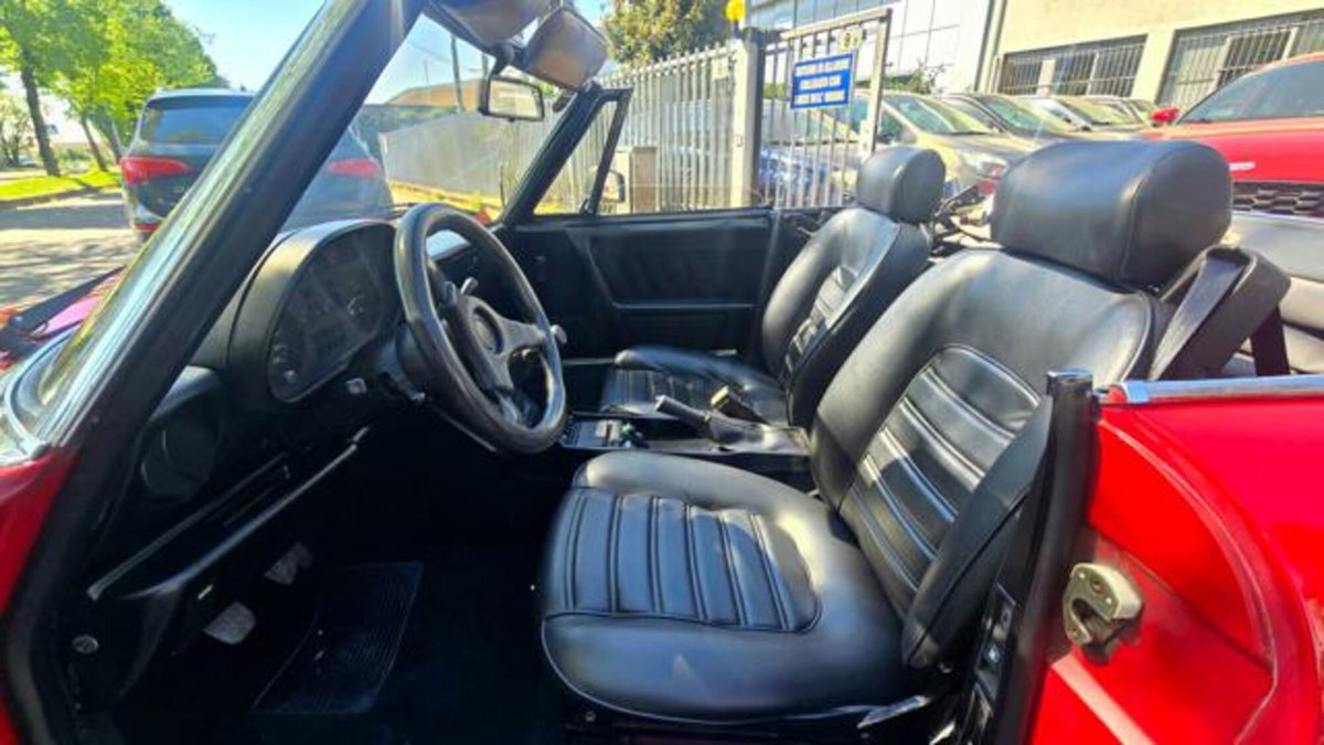 Alfa Romeo Spider 2.0 Veloce (14)