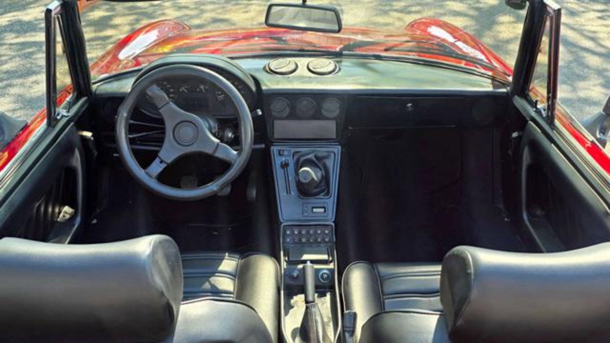 Alfa Romeo Spider 2.0 Veloce (16)