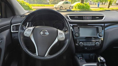 Nissan Qashqai 1.2 DIG-T Tekna (18)