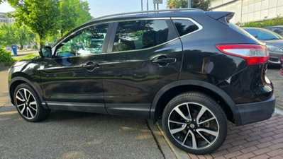 Nissan Qashqai 1.2 DIG-T Tekna (4)
