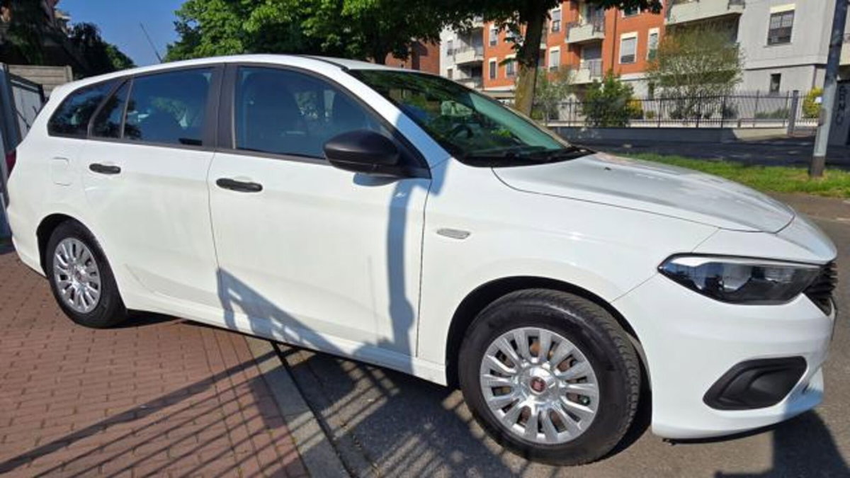 Fiat Tipo Station Wagon Tipo 1.4 SW Lounge (10)