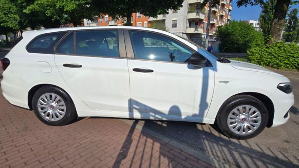 Fiat Tipo Station Wagon Tipo 1.4 SW Lounge (9)