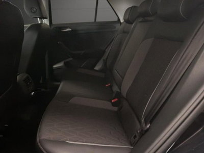 Volkswagen T-Roc 1.0 tsi Life 115cv (10)