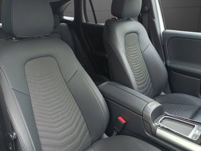 Mercedes-Benz GLA SUV 180 Progressive Advanced Plus auto (12)