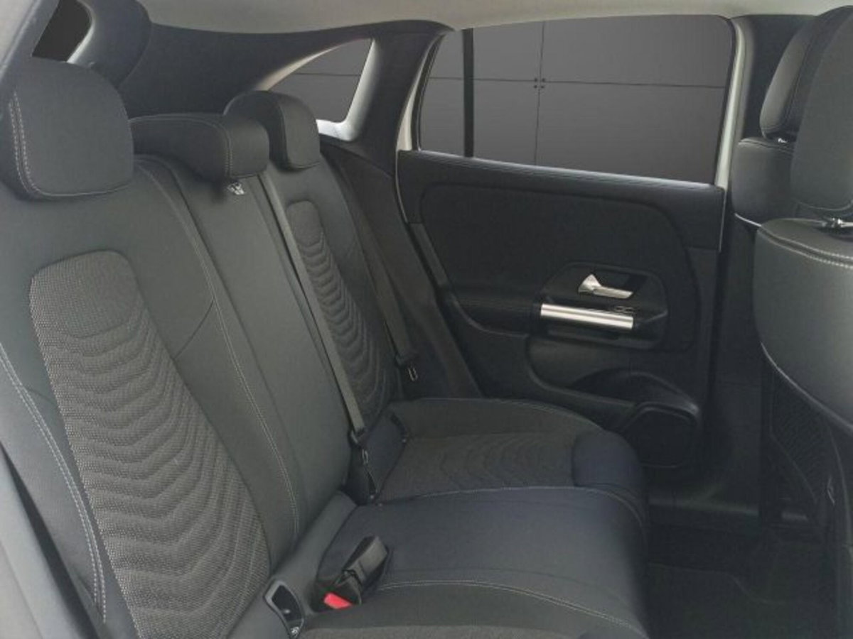 Mercedes-Benz GLA SUV 180 Progressive Advanced Plus auto (15)