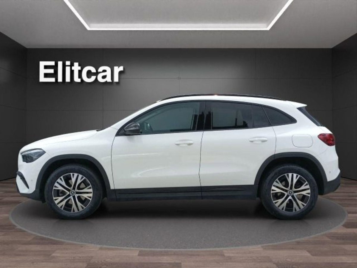 Mercedes-Benz GLA SUV 180 Progressive Advanced Plus auto (4)
