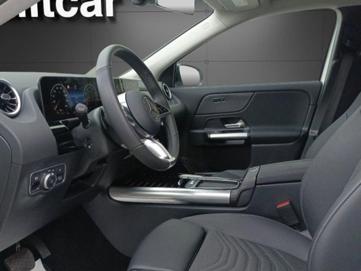Mercedes-Benz GLA SUV 180 Progressive Advanced Plus auto (9)