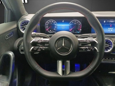 Mercedes-Benz Classe A Sedan 180 AMG Line Premium Plus auto (10)