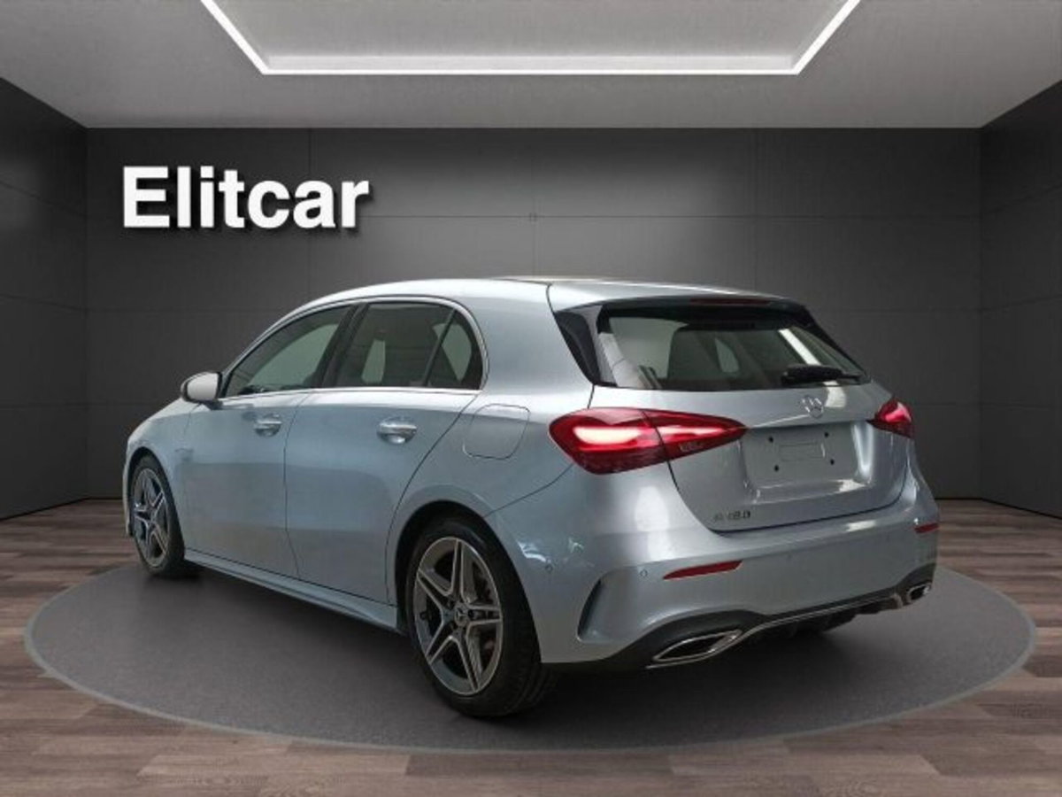 Mercedes-Benz Classe A Sedan 180 AMG Line Premium Plus auto (5)