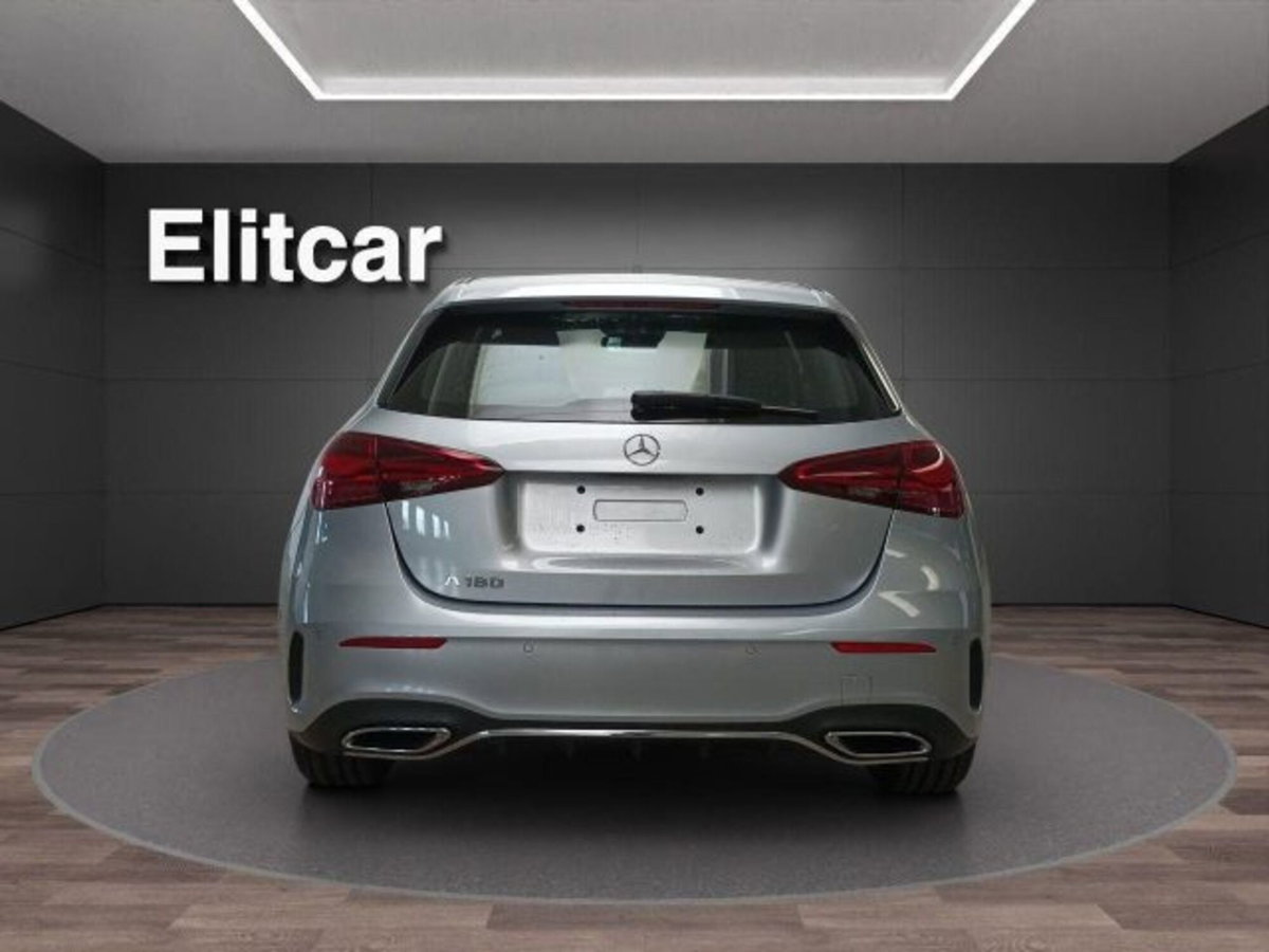 Mercedes-Benz Classe A Sedan 180 AMG Line Premium Plus auto (7)
