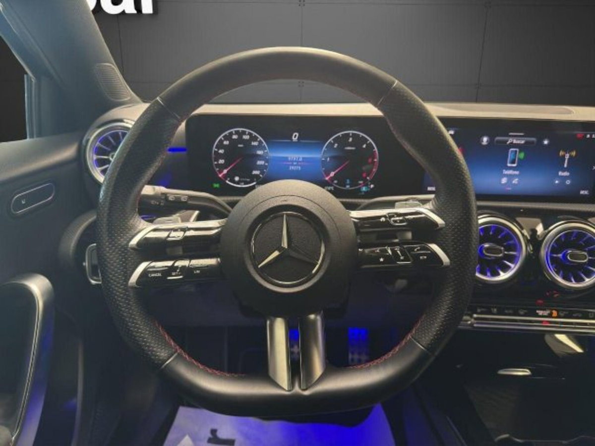 Mercedes-Benz Classe A Sedan 180 d AMG Line Premium Plus auto (8)
