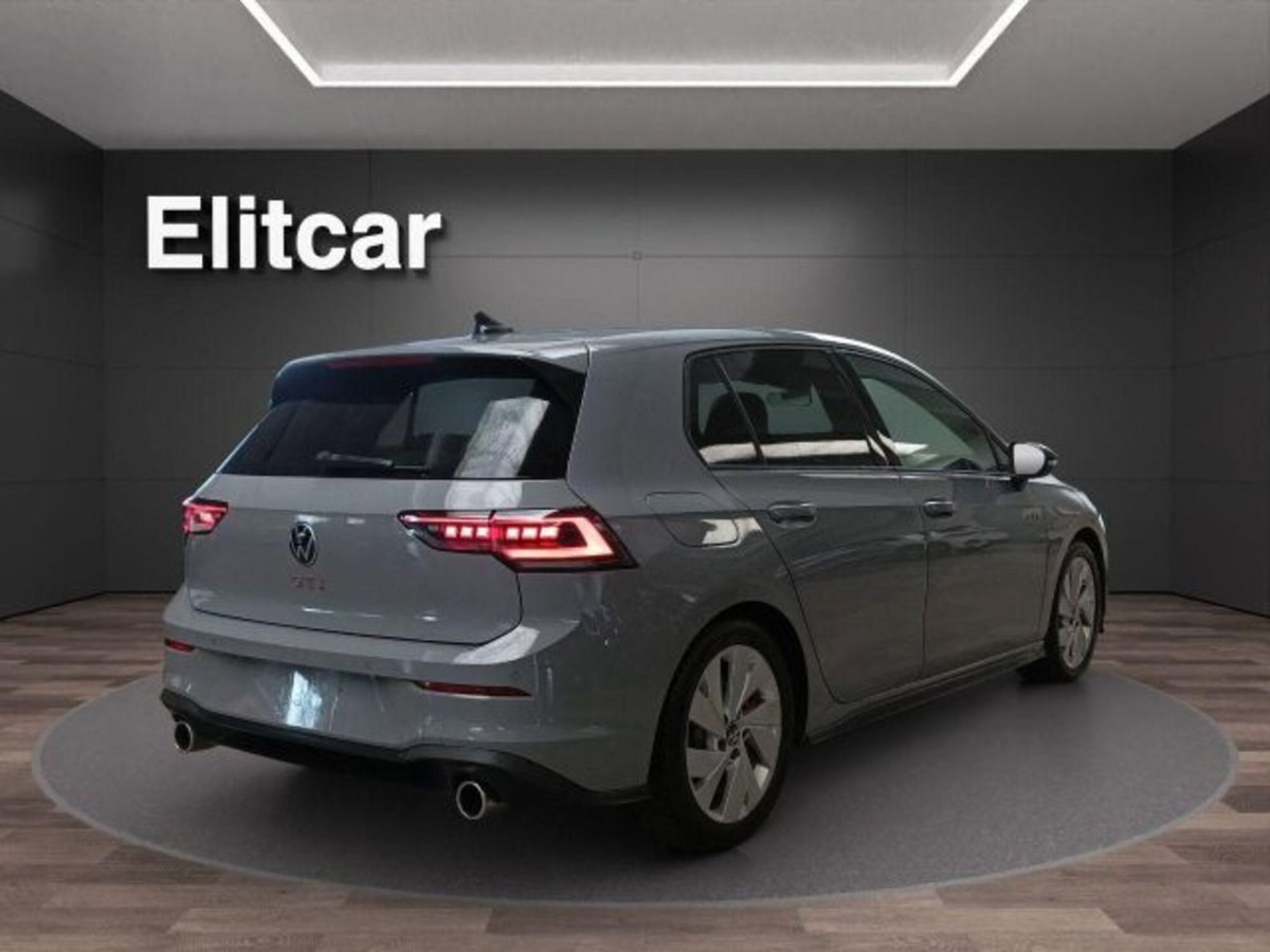 Volkswagen Golf 2.0 tsi GTI 265cv dsg (3)