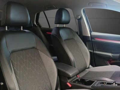 Volkswagen Golf 1.5 tsi Life 150cv (15)