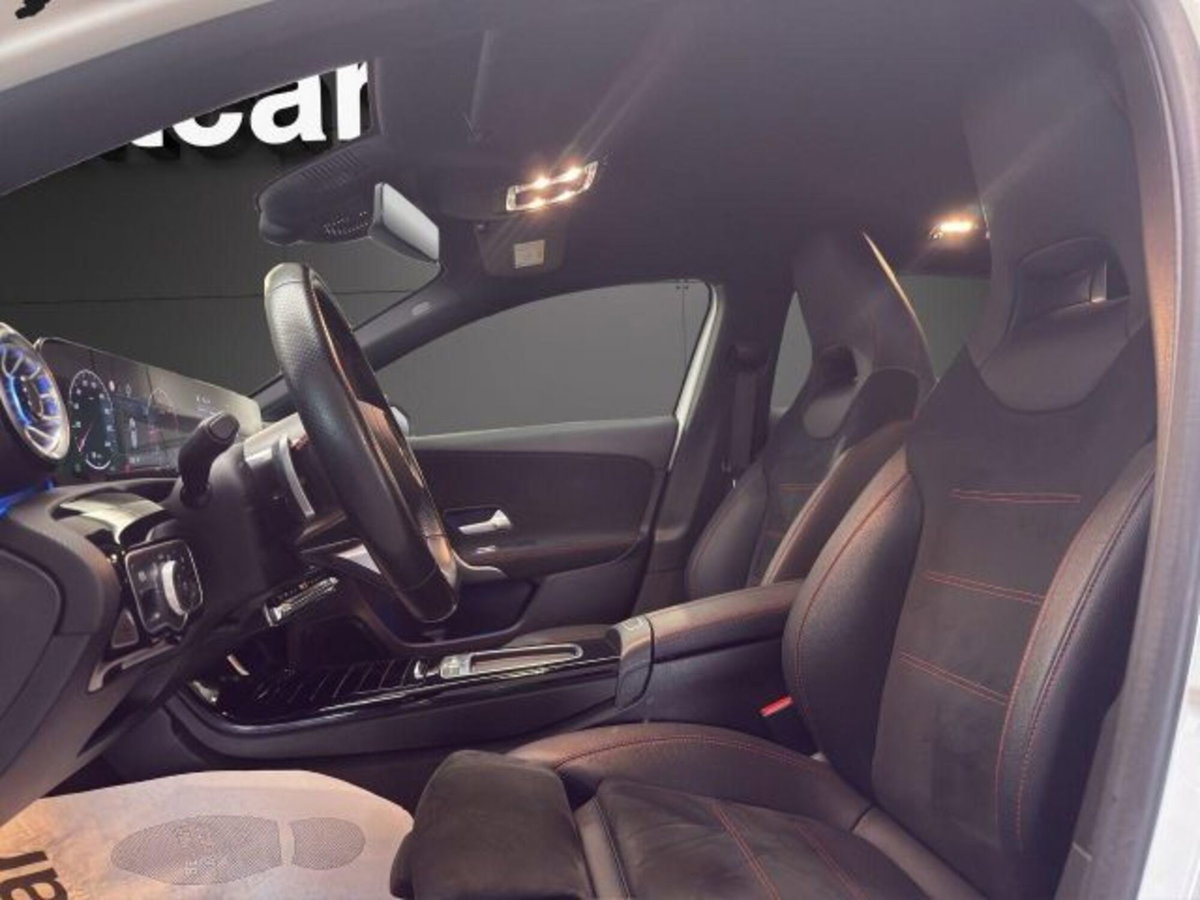 Mercedes-Benz Classe A Sedan 180 d AMG Line Premium Plus auto (9)