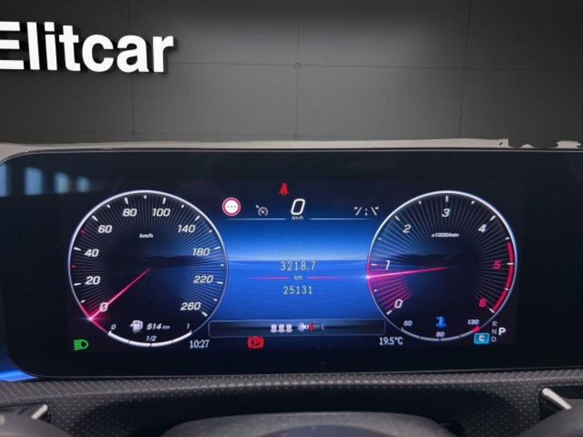 Mercedes-Benz Classe A Sedan 180 d AMG Line Premium Plus auto (15)