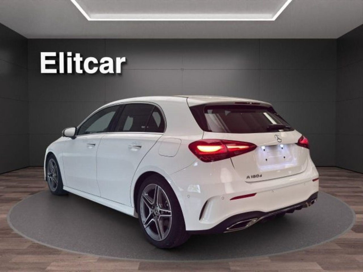 Mercedes-Benz Classe A Sedan 180 d AMG Line Premium Plus auto (5)