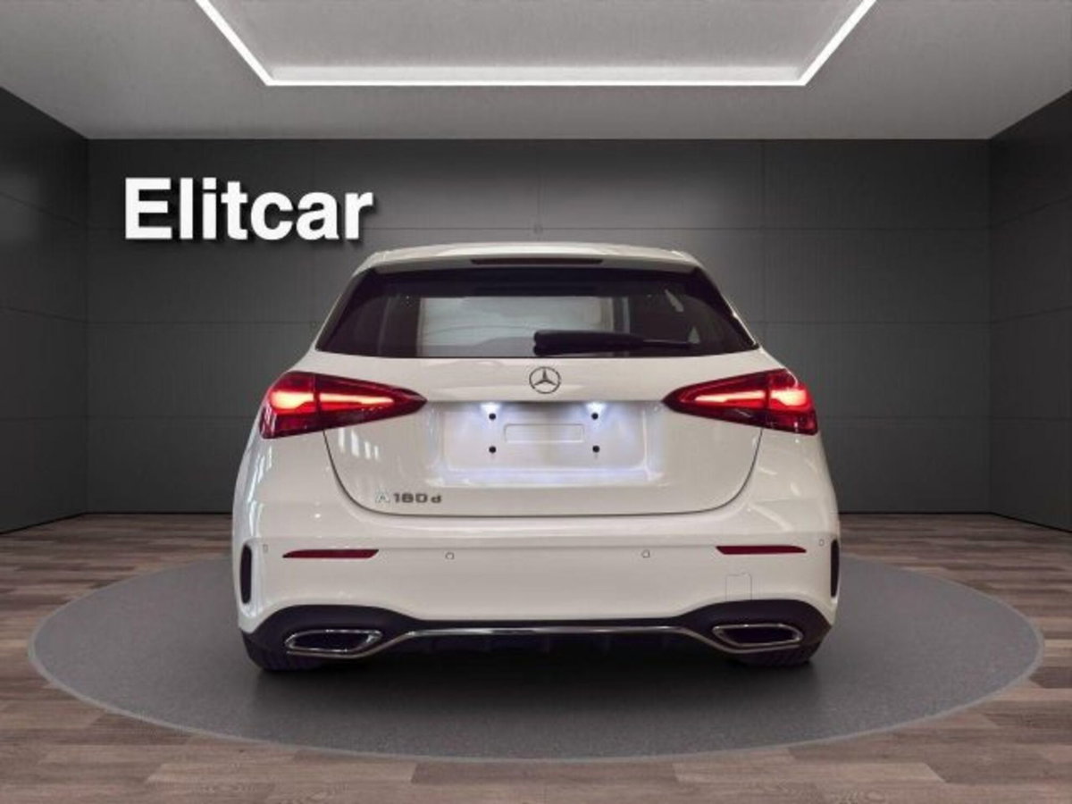 Mercedes-Benz Classe A Sedan 180 d AMG Line Premium Plus auto (8)
