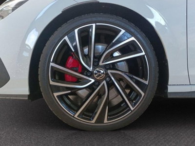 Volkswagen Golf 2.0 TSI GTI DSG (6)