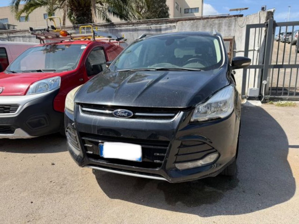 Ford Kuga 2.0 TDCi 163 CV 4WD DPF (3)
