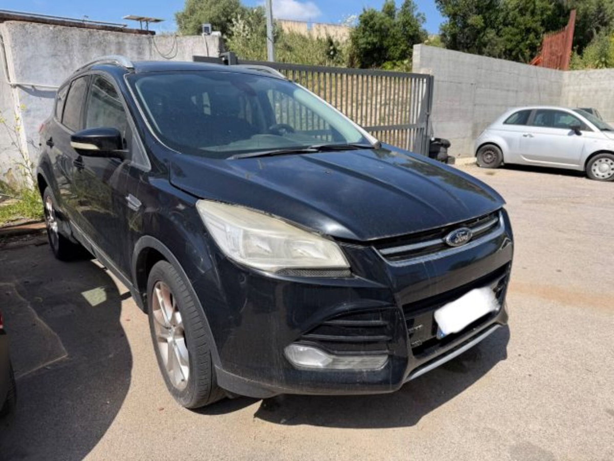 Ford Kuga 2.0 TDCi 163 CV 4WD DPF (4)