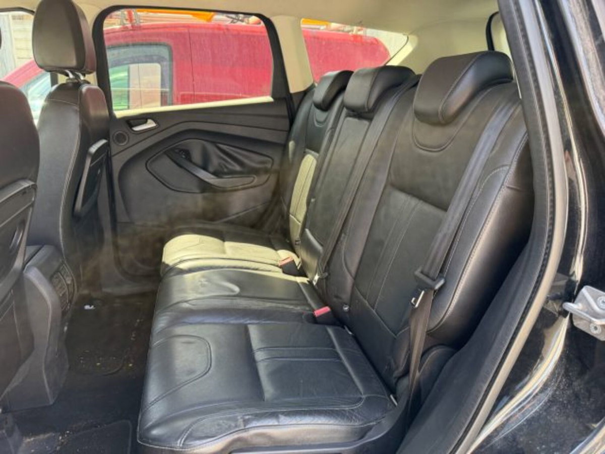 Ford Kuga 2.0 TDCi 163 CV 4WD DPF (9)
