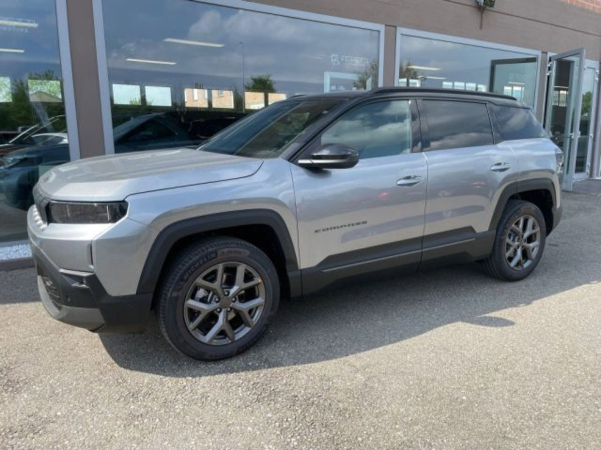 Jeep Compass 1.2 turbo 48V e-hybrid Summit fwd 145cv edct6 (3)