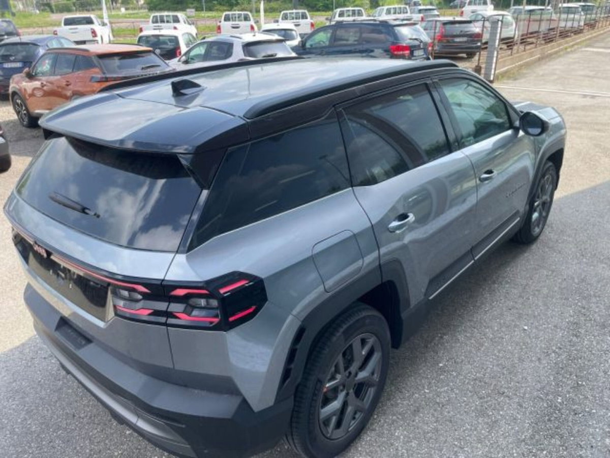 Jeep Compass 1.2 turbo 48V e-hybrid Summit fwd 145cv edct6 (9)