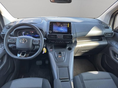 Toyota Proace City Verso City Verso electric L1 50kWh D Executive (13)
