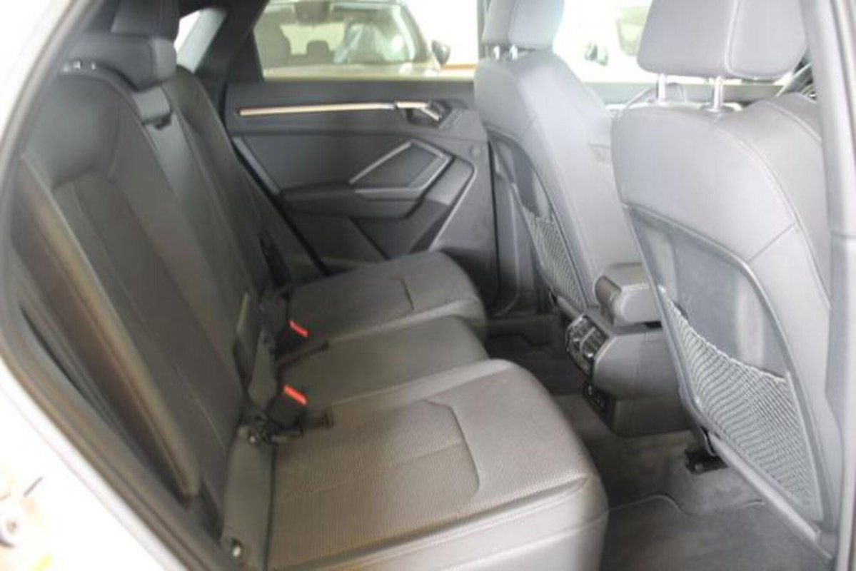 Audi Q3 Sportback 35 TDI S line edition (9)