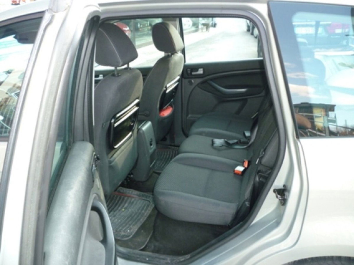 Ford C-Max 1.6 TDCi 110 CV Titanium DPF (10)