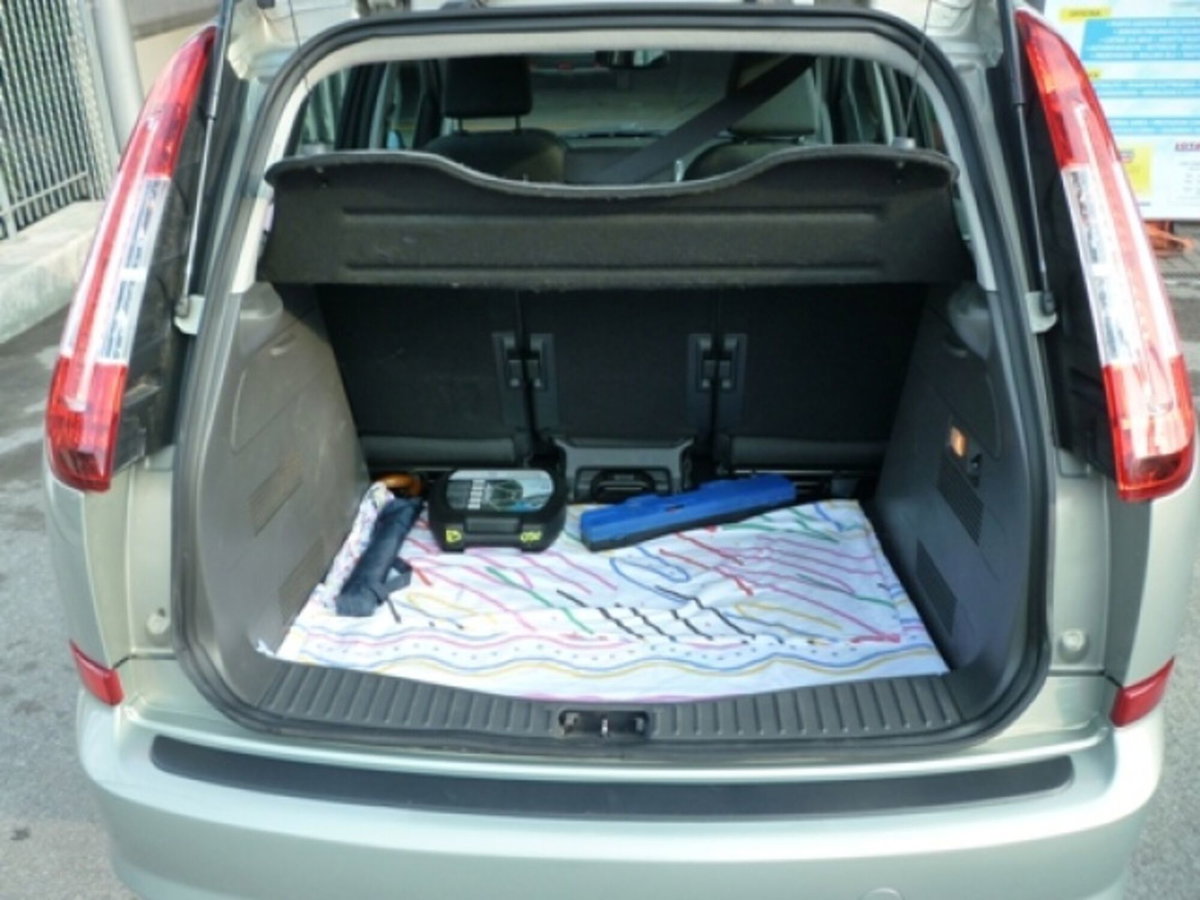 Ford C-Max 1.6 TDCi 110 CV Titanium DPF (12)