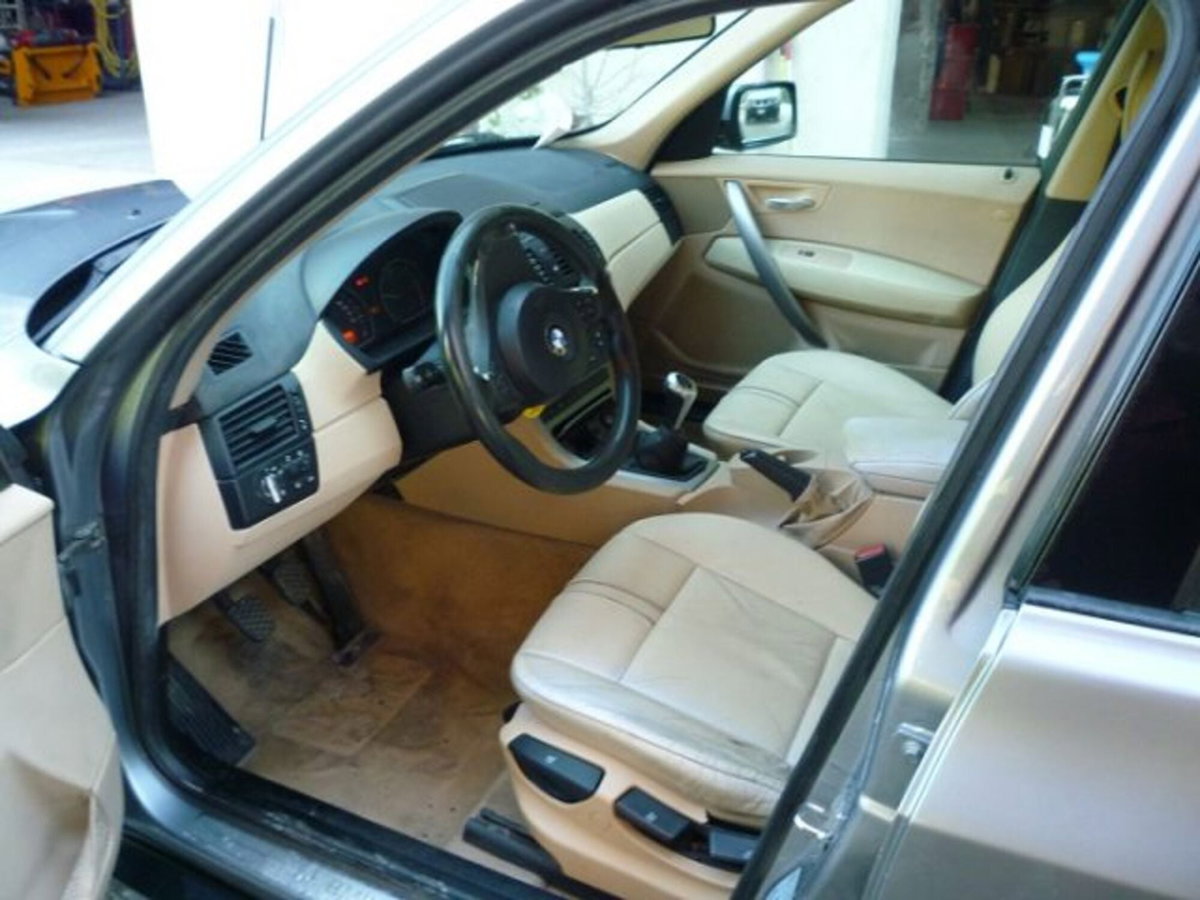 BMW X3 2.0d cat Eletta (10)