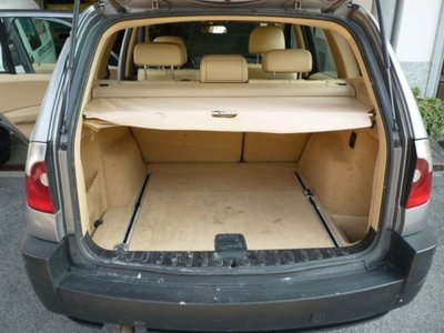 BMW X3 2.0d cat Eletta (13)