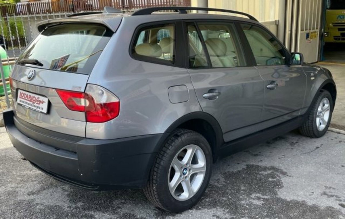 BMW X3 2.0d cat Eletta (2)