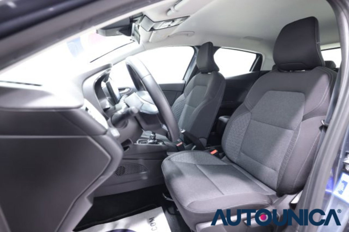 Renault Clio TCe 90 CV 5 porte Business (6)