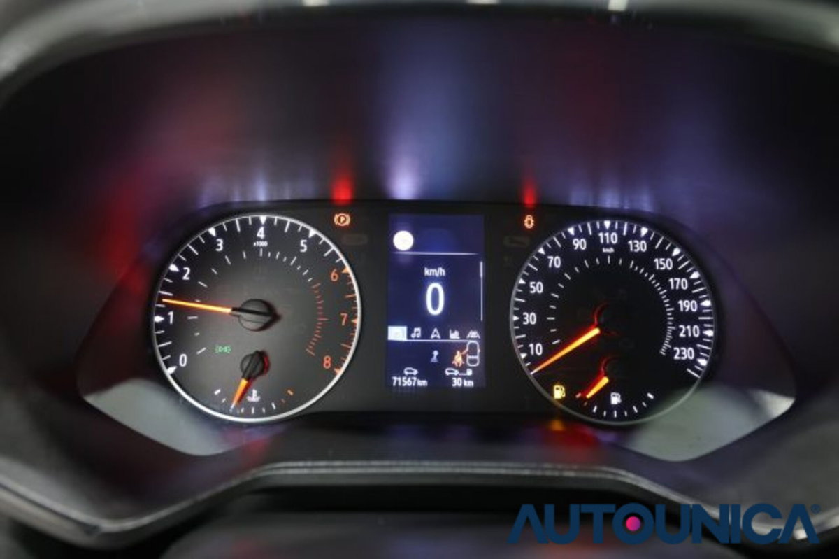 Renault Clio TCe 90 CV 5 porte Business (8)