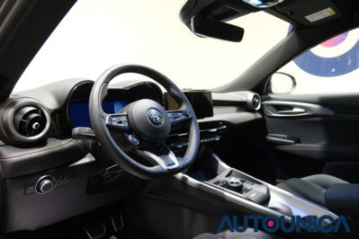 Alfa Romeo Tonale 1.3 phev Ti Q4 270cv at6 (5)