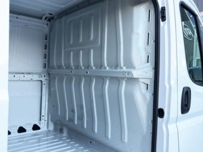 Fiat Ducato Furgone Vetrato 33 CH1 2.2 mjt3 140cv  serie 8 (18)