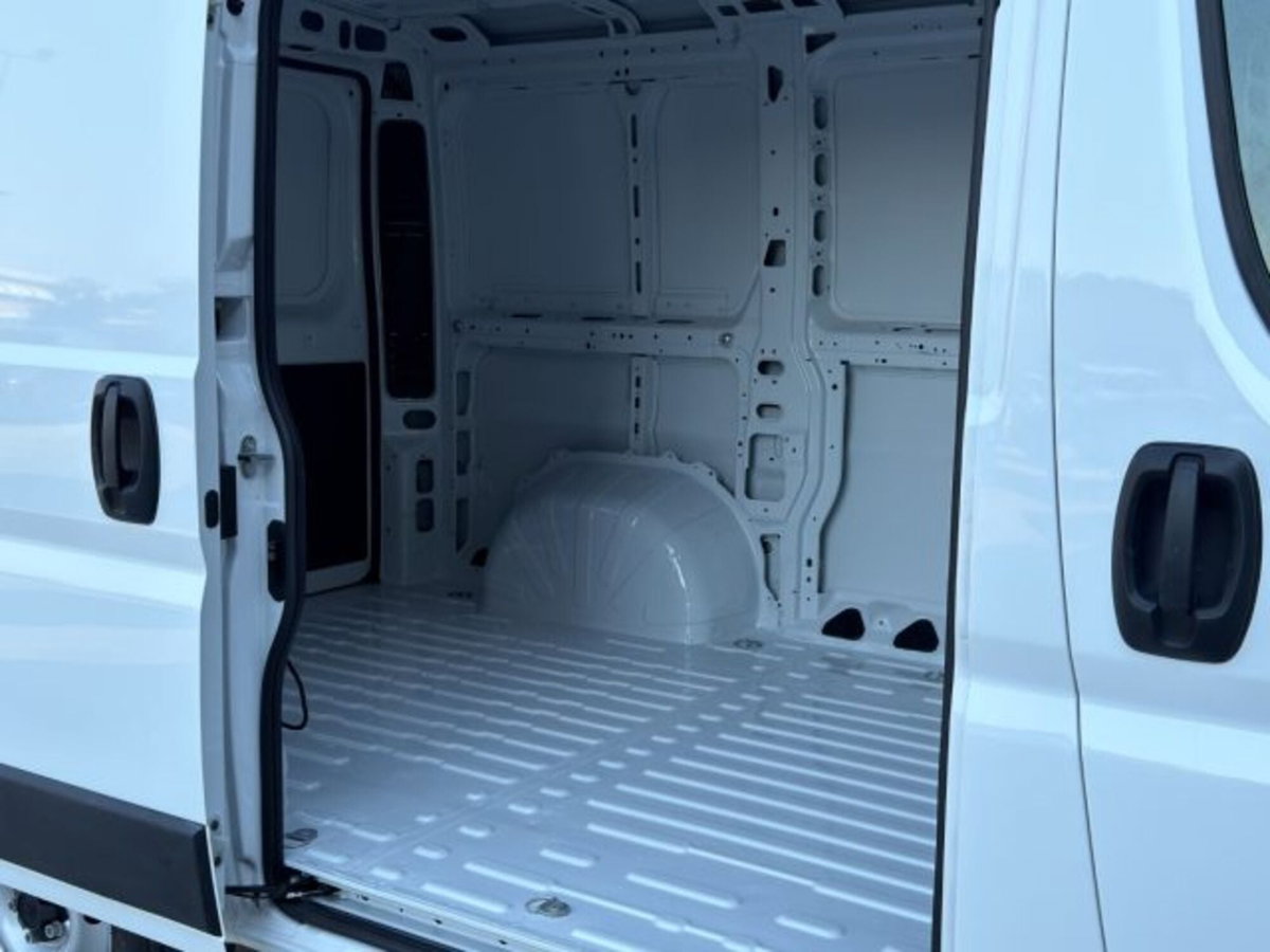 Fiat Ducato Furgone 35 CH1 2.2 mjt3 140cv AT9 serie 9 (8)