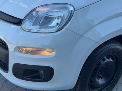 Fiat Panda 0.9 TwinAir Turbo Natural Power Lounge (17)